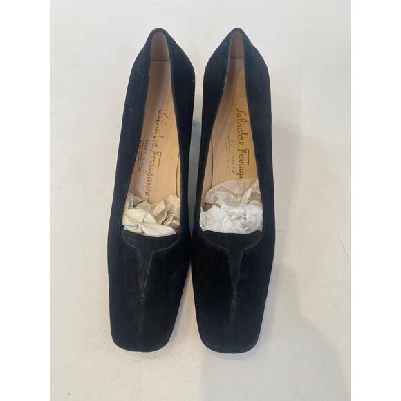 Salvatore Ferragamo Shoes - Salvatore Ferragamo Boutique Black Velour Square Toe Heels Sz 7 AA Narrow